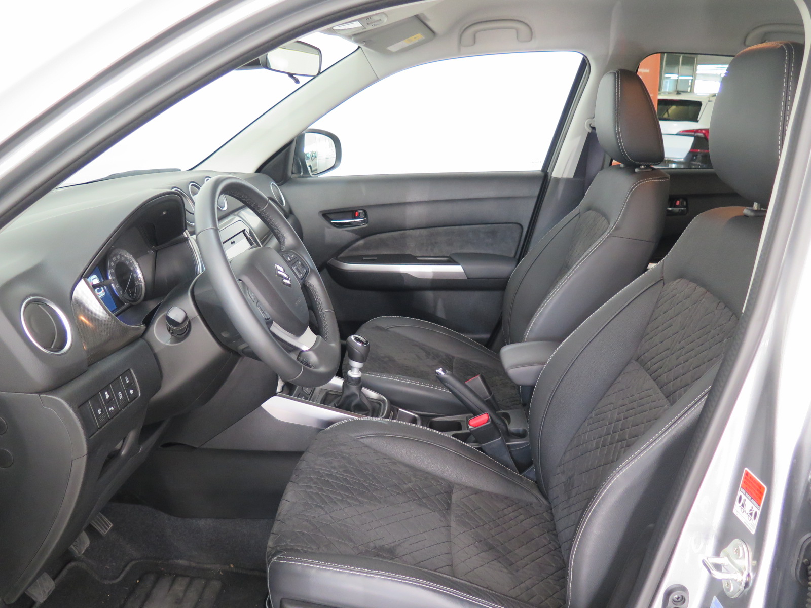 suzuki-vitara-14t-glx-hybrid-30072021